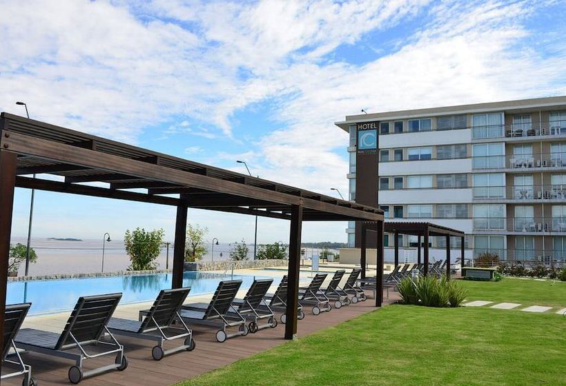 Real Colonia Hotel & Suites