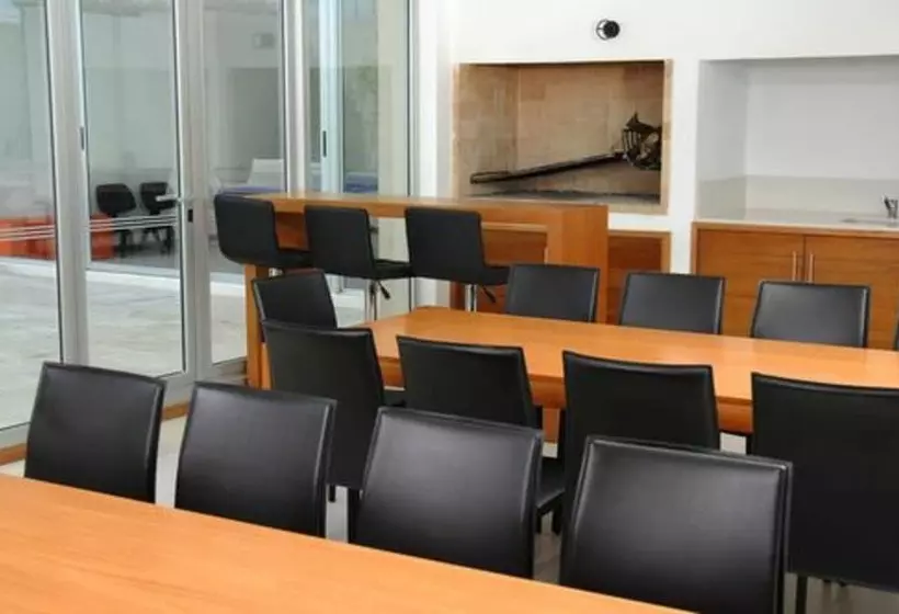 Real Colonia Hotel & Suites