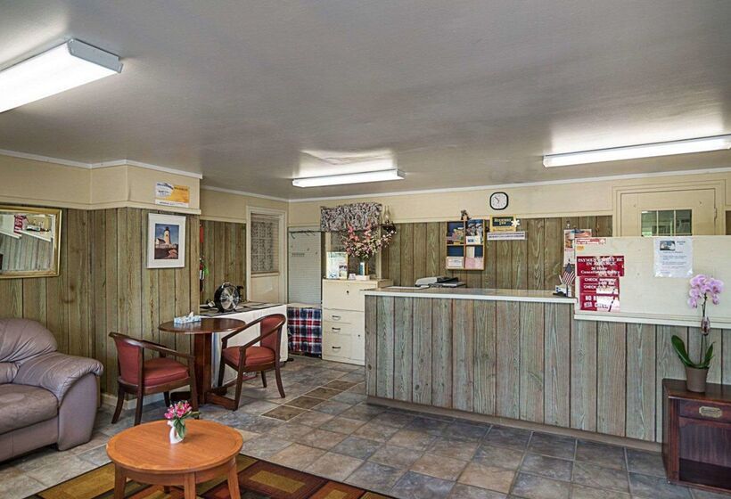 Отель Rodeway Inn