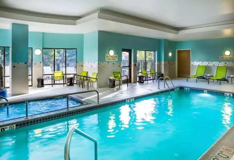 فندق Springhill Suites Hampton