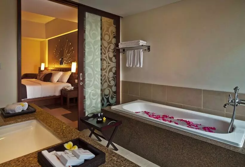 Sun Island Hotel & Spa Kuta