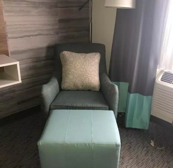 فندق Super 8 By Wyndham Manchester Airport