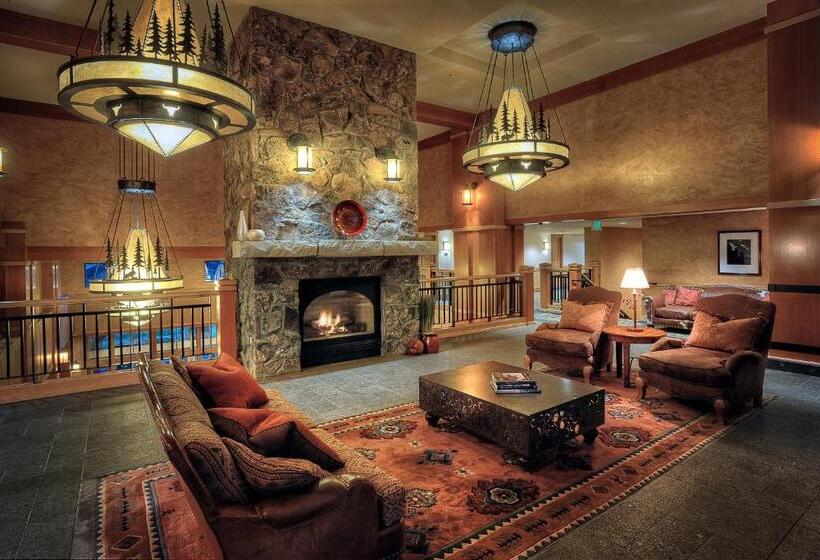 فندق The Steamboat Grand