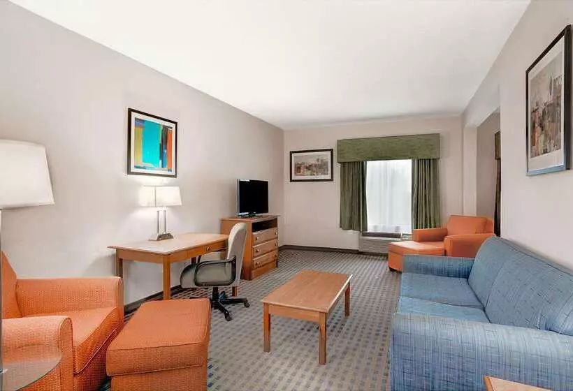 호텔 Wingate By Wyndham Atlanta Fairburn