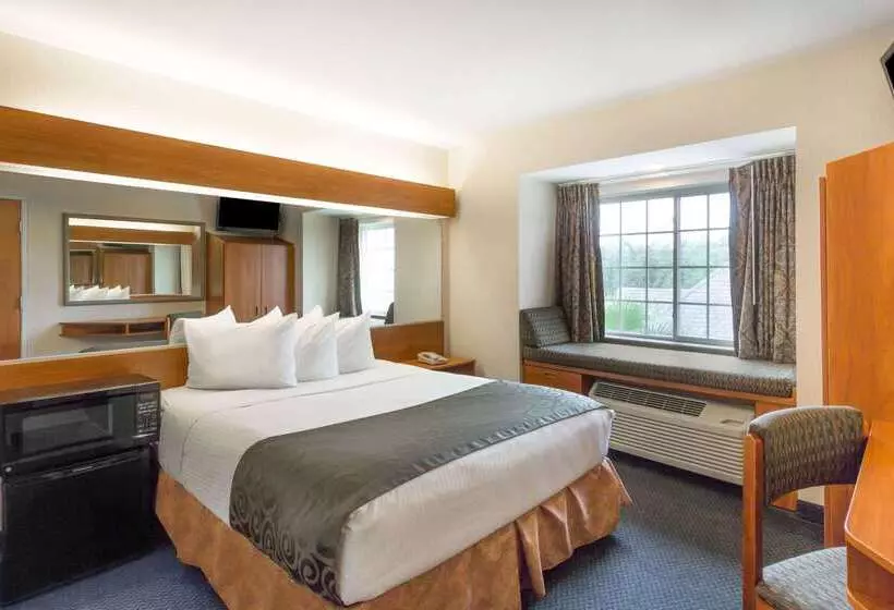 Microtel Inn & Suites By Wyndham Of Houma