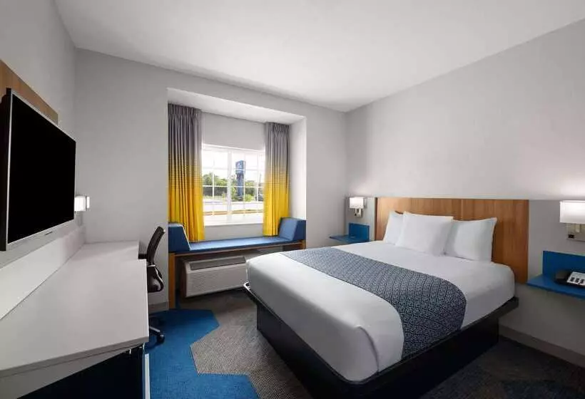 Microtel Inn & Suites By Wyndham Of Houma