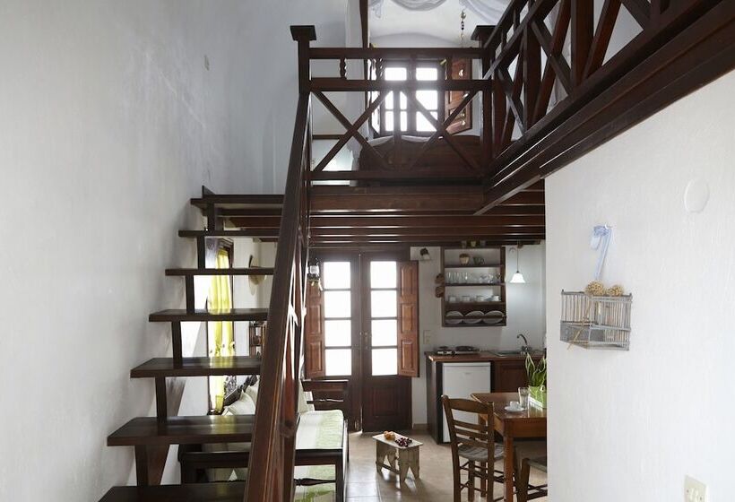 Anna Traditional Apartments