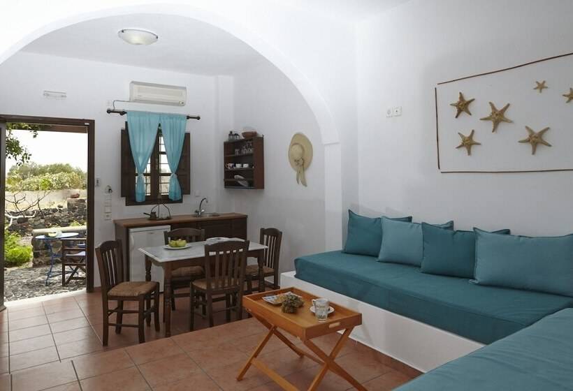 Anna Traditional Apartments