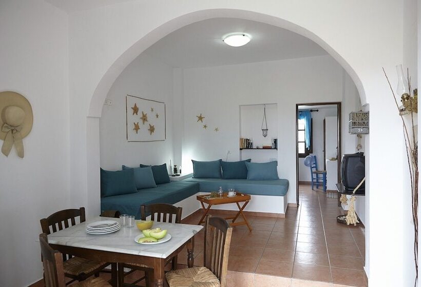 Anna Traditional Apartments