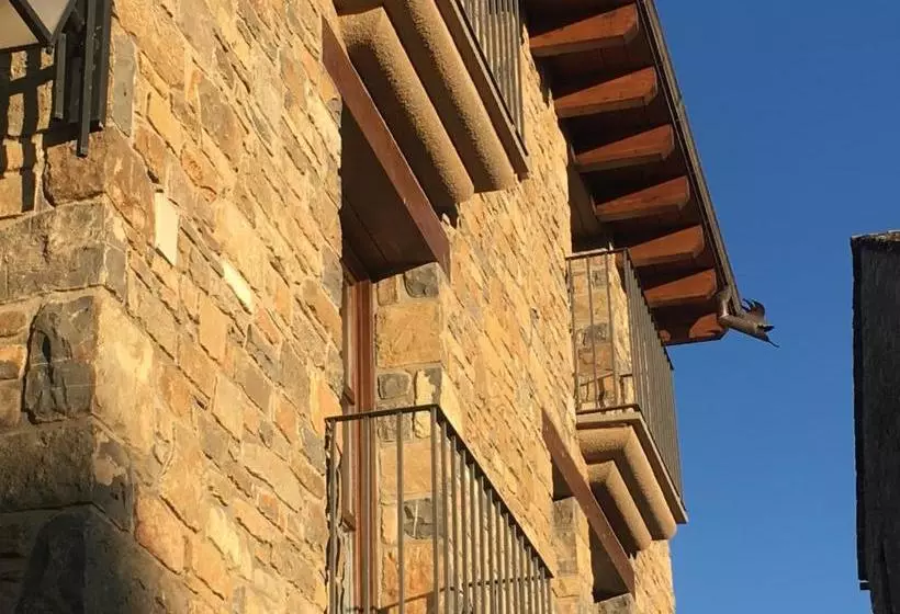 Apartamentos El Palacete De Ainsa