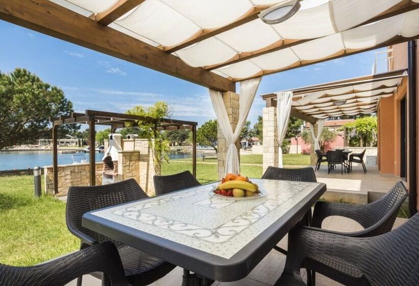 Apartments Amfora Plava Laguna