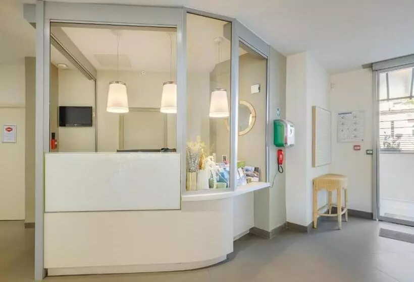 B&b Hotel Antibes Juan Les Pins