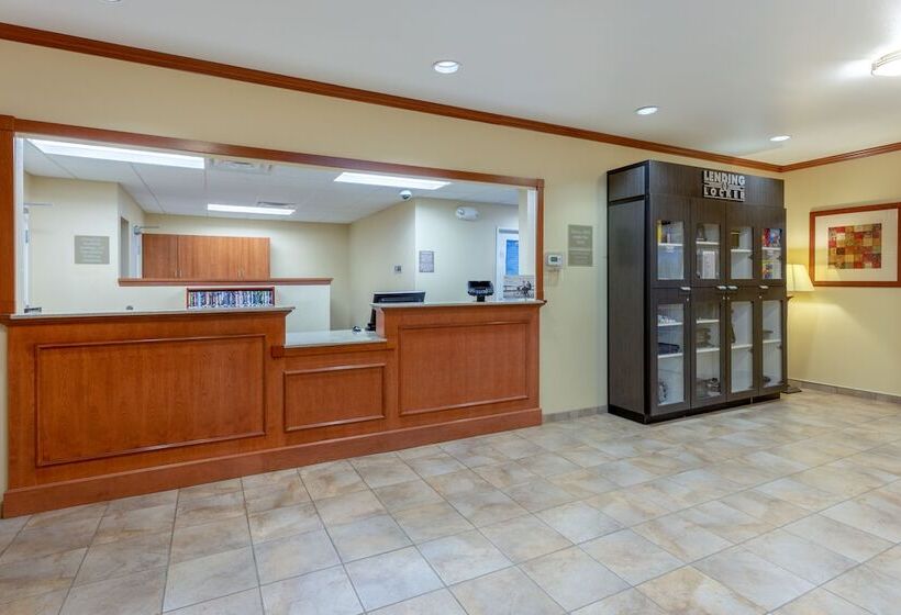 Candlewood Suites Minot, An Ihg