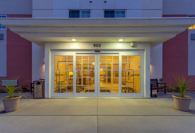 Candlewood Suites Minot, An Ihg