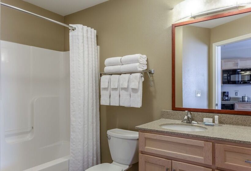 Candlewood Suites Minot, An Ihg