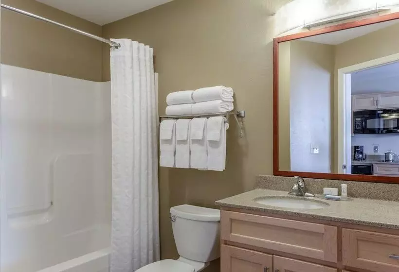 Candlewood Suites Minot, An Ihg