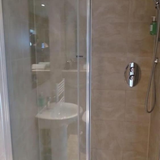 City Crash Pad   West Street Apartments