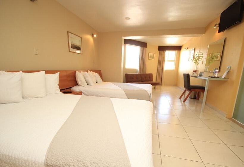 هتل Balcon Del Cielo