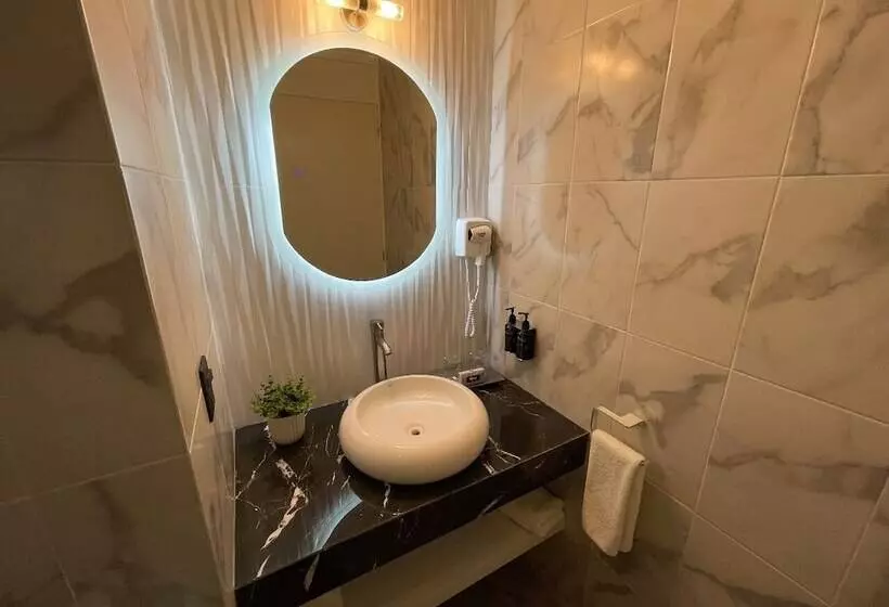 هتل Balcon Del Cielo