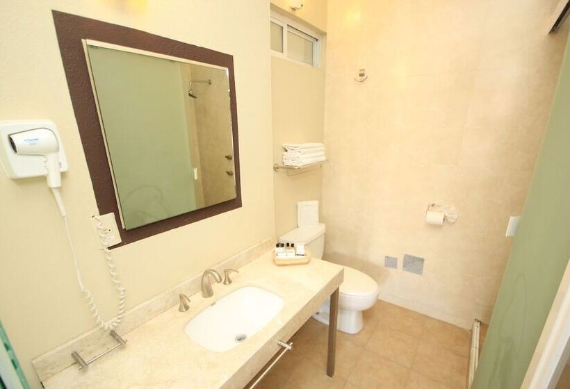 هتل Balcon Del Cielo