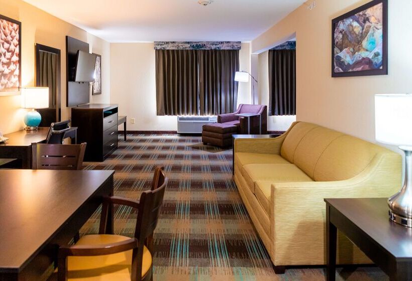 Отель Spark By Hilton Port Wentworth Savannah