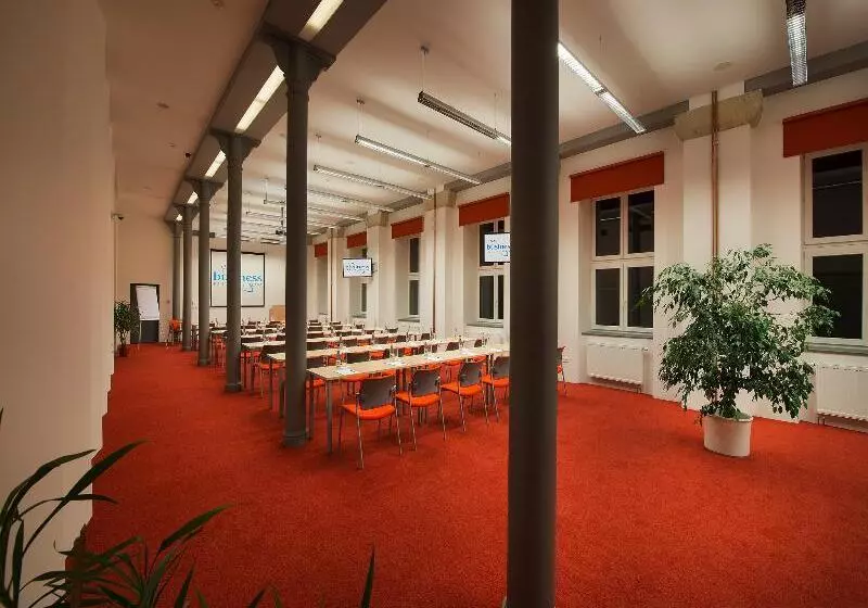 Ea Business Hotel Jihlava