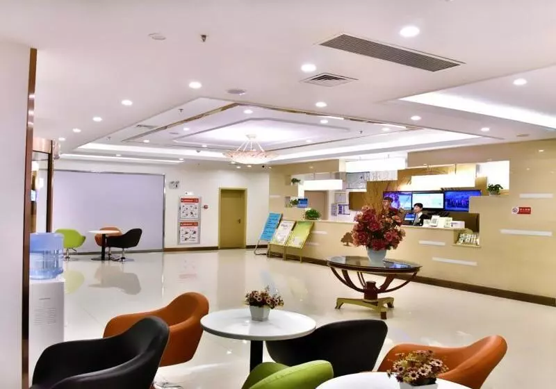 בית מלון כפרי Greentree Inn Tianjin Dabeiyuan Business