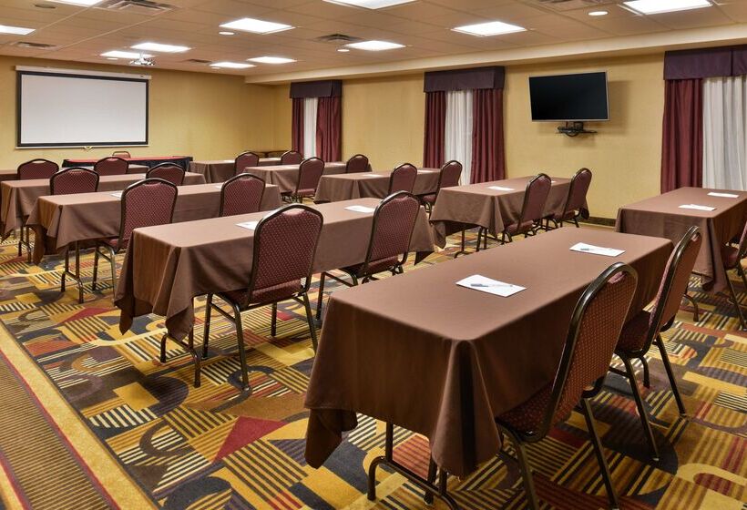 호텔 Hampton Inn & Suites Muncie