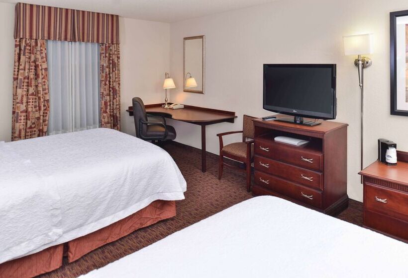 호텔 Hampton Inn & Suites Muncie
