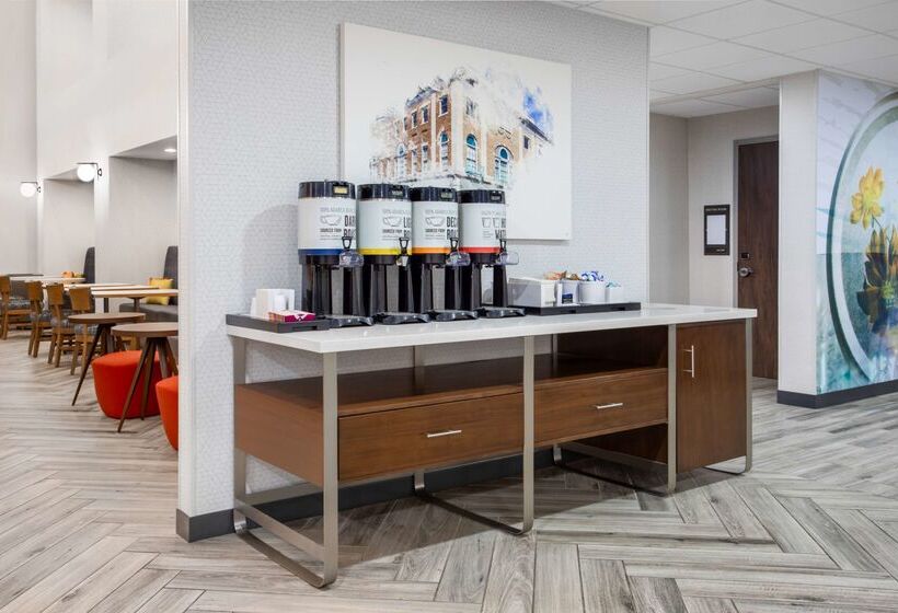 호텔 Hampton Inn & Suites Muncie