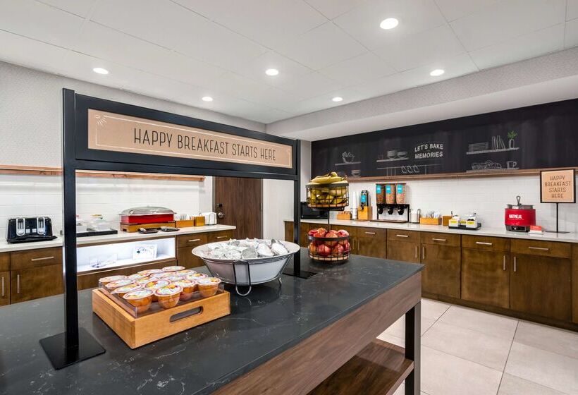 호텔 Hampton Inn & Suites Muncie