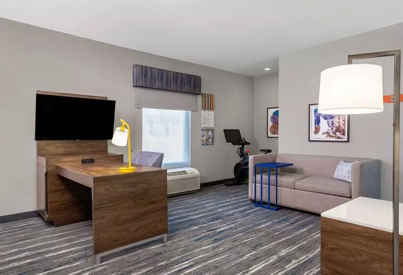 호텔 Hampton Inn & Suites Muncie