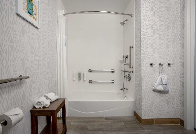 호텔 Hampton Inn & Suites Muncie