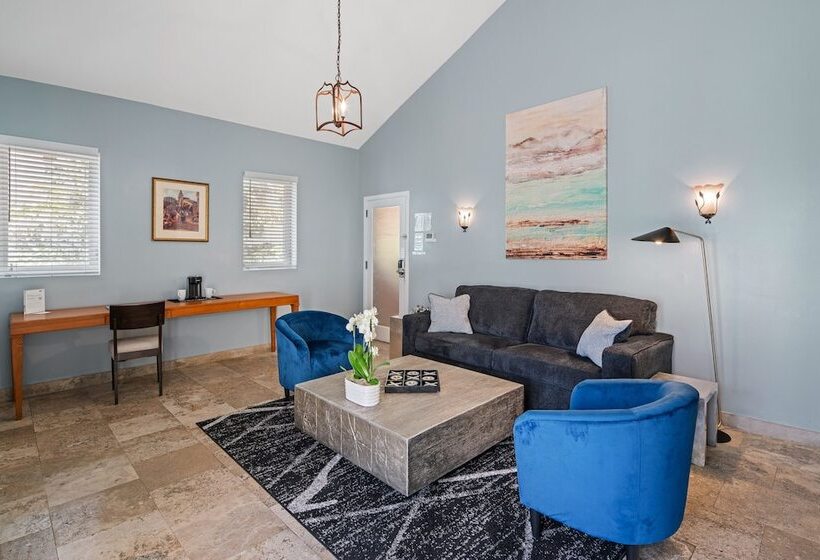 هتل Kasa La Flora And Impala Miami Beach