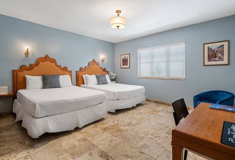 هتل Kasa La Flora And Impala Miami Beach