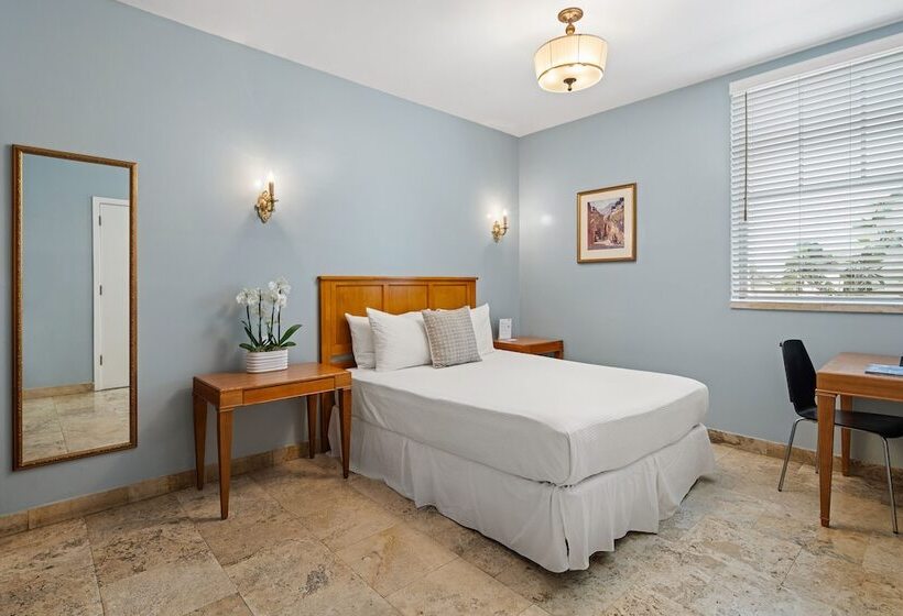 هتل Kasa La Flora And Impala Miami Beach