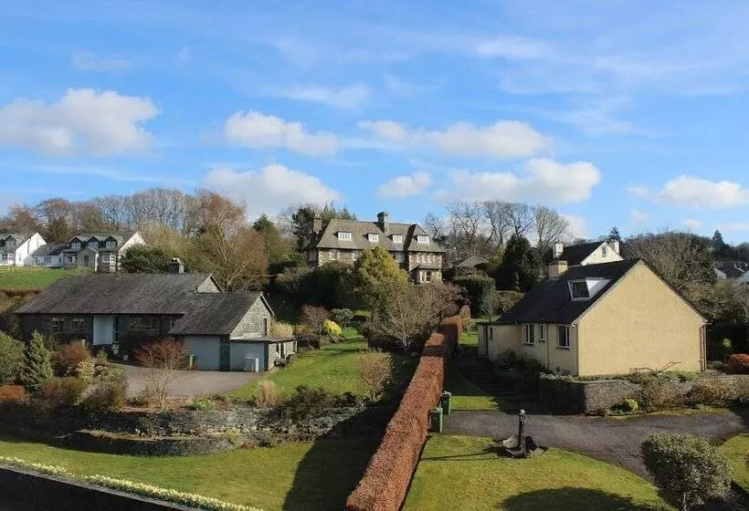 Hotel Invergarry Room Only Guest House For Adults