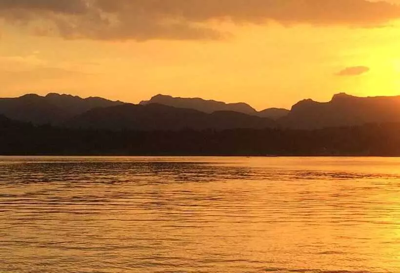 Hotel Invergarry Room Only Guest House For Adults