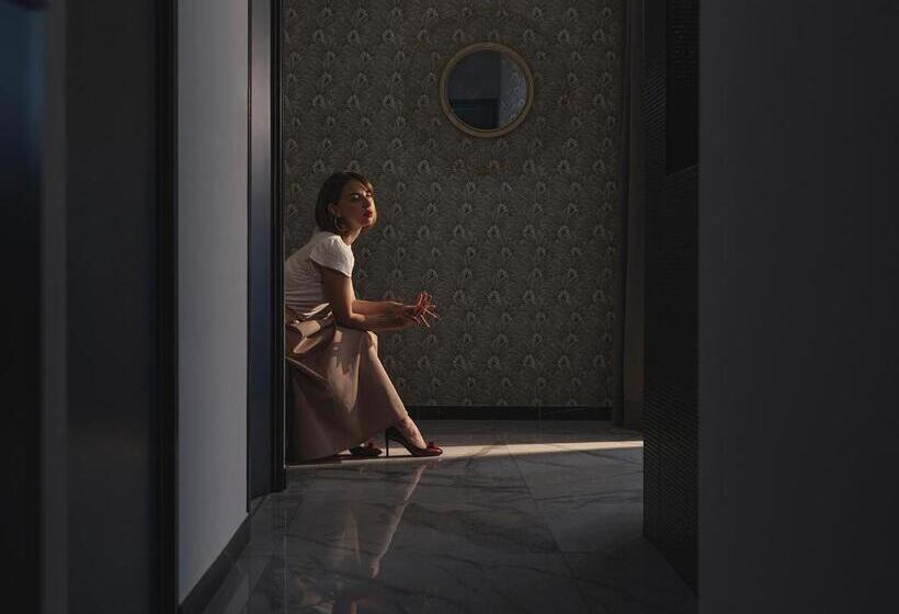 هتل La Pietra Restaurant & Spa