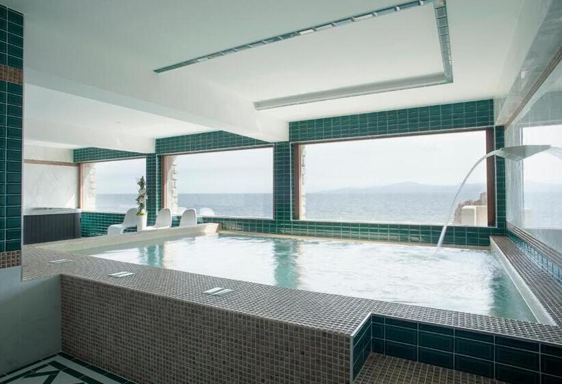 هتل La Pietra Restaurant & Spa