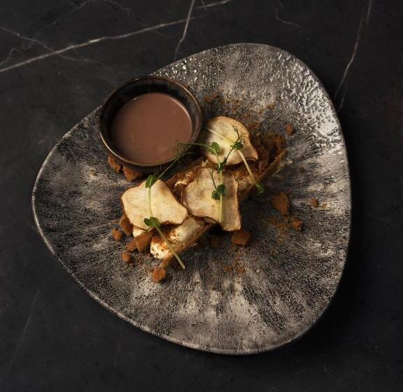 هتل La Pietra Restaurant & Spa