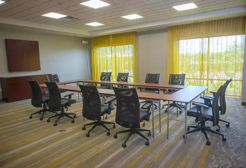 Otel Springhill Suites Houston Pearland