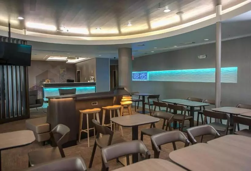 Otel Springhill Suites Houston Pearland