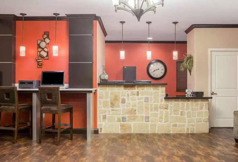 호텔 Super 8 By Wyndham Mansfield La