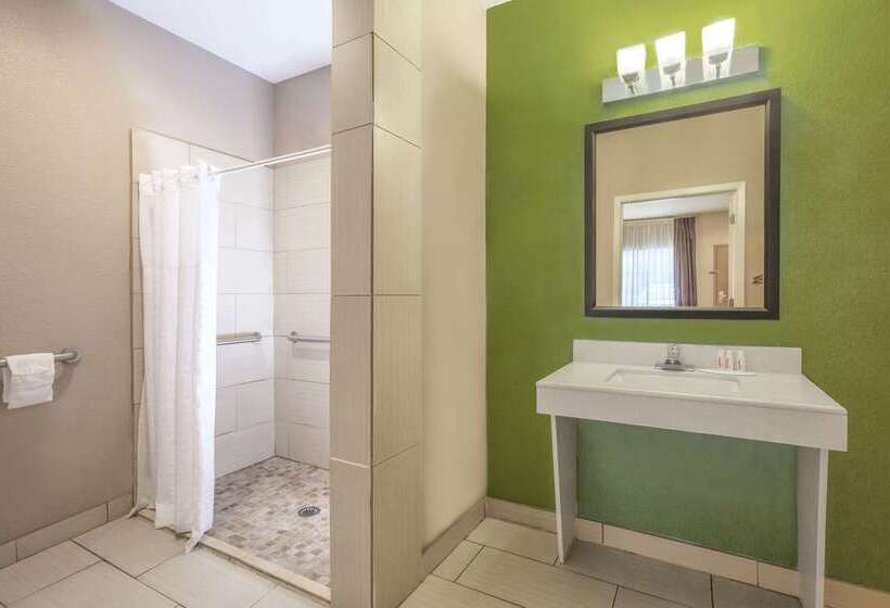 Отель Super 8 By Wyndham Mansfield La