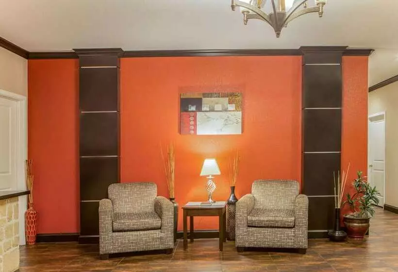 호텔 Super 8 By Wyndham Mansfield La