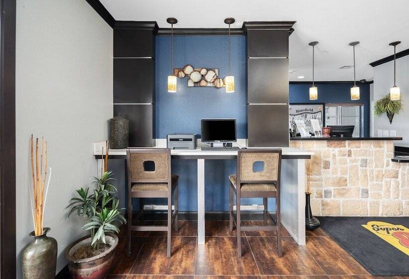 Отель Super 8 By Wyndham Mansfield La