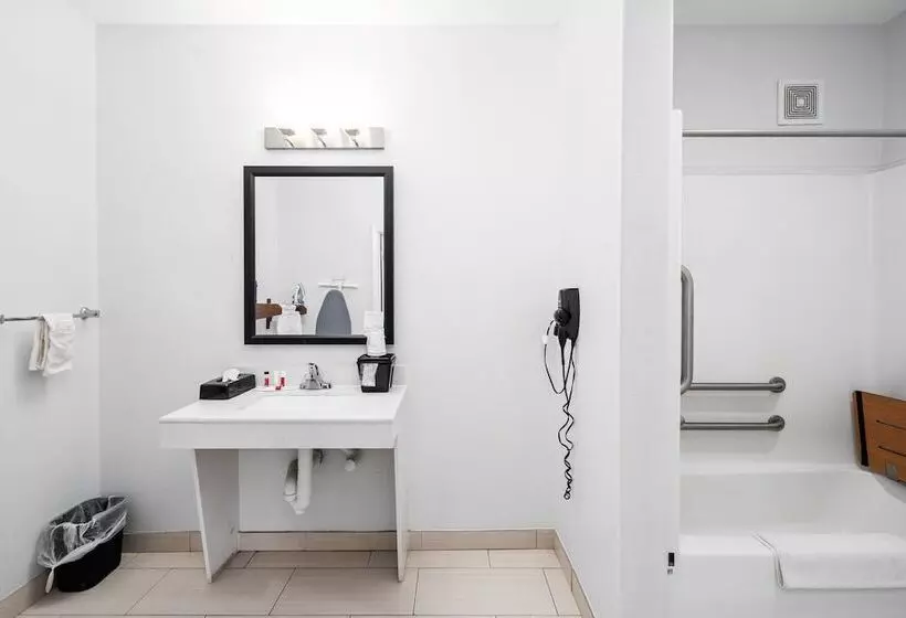 호텔 Super 8 By Wyndham Mansfield La