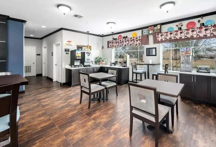 호텔 Super 8 By Wyndham Mansfield La