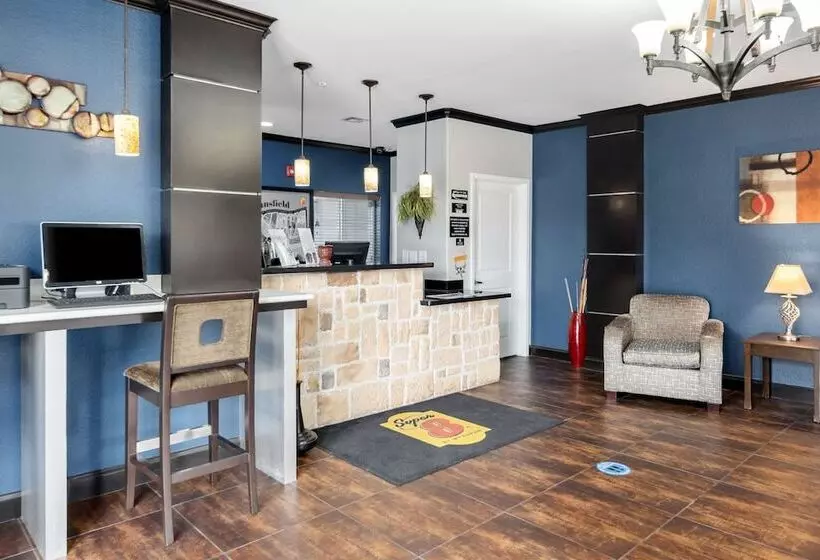 호텔 Super 8 By Wyndham Mansfield La